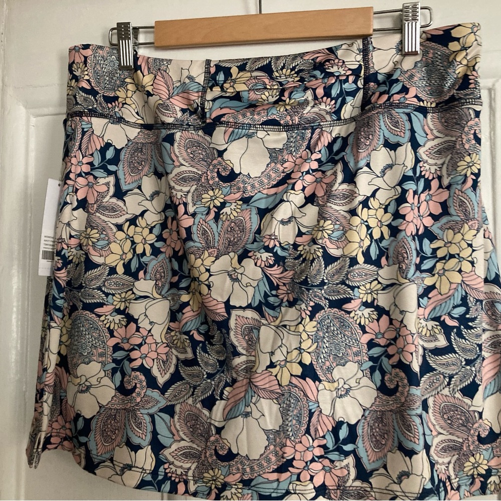 Elie Tahari skort
